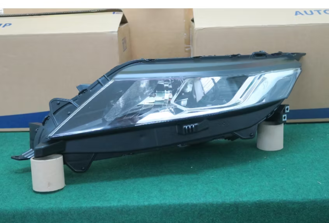 MITSUBISHI TRITON 2019/2020 VGT KL1 HEAD LAMP LH/LAMPU BESAR KIR